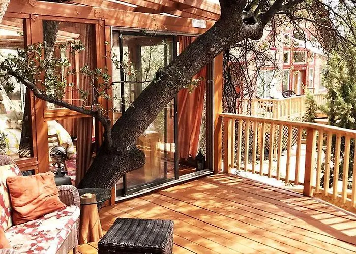 Dom wakacyjny Rejuvenating Tree House Getaway With Pool Access In Prescott, Arizona Prescott