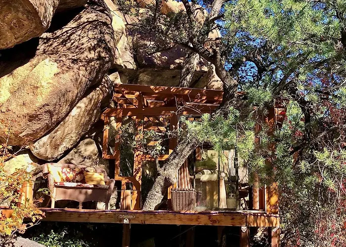 Rejuvenating Tree House Getaway With Pool Access In Prescott, Arizona