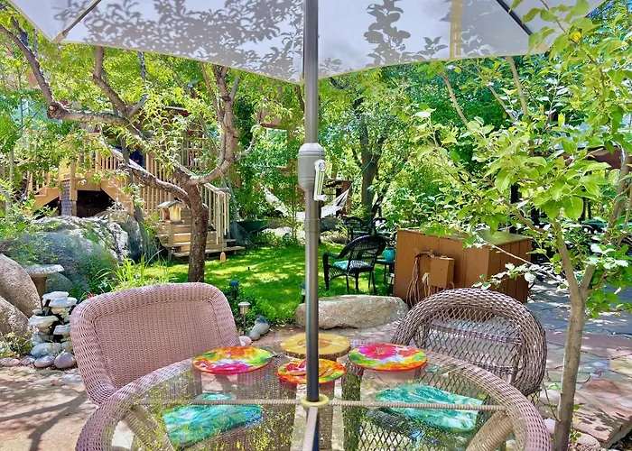 Rejuvenating Tree House Getaway With Pool Access In Prescott, Arizona