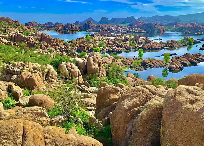 Rejuvenating Tree House Getaway With Pool Access In Prescott, Arizona